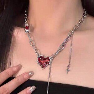 Gothic Heart Necklace - Stainless steel